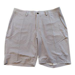 Black Clover Men's Gray Polka Dot Deception Lightweight Golf Shorts Size 38‎
